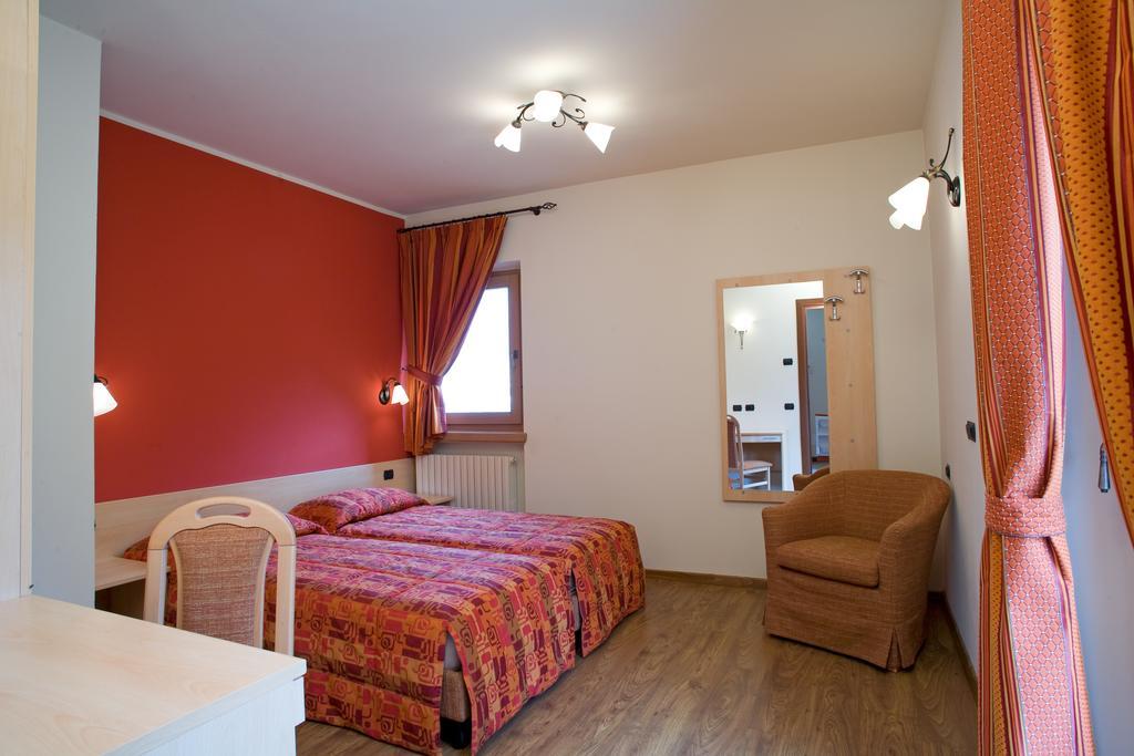 Chalet Kiara - Appartamenti Abar ลีวินโญ ห้อง รูปภาพ